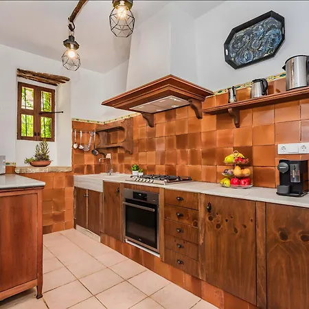 Finca Paraiso Holiday home Pollenca